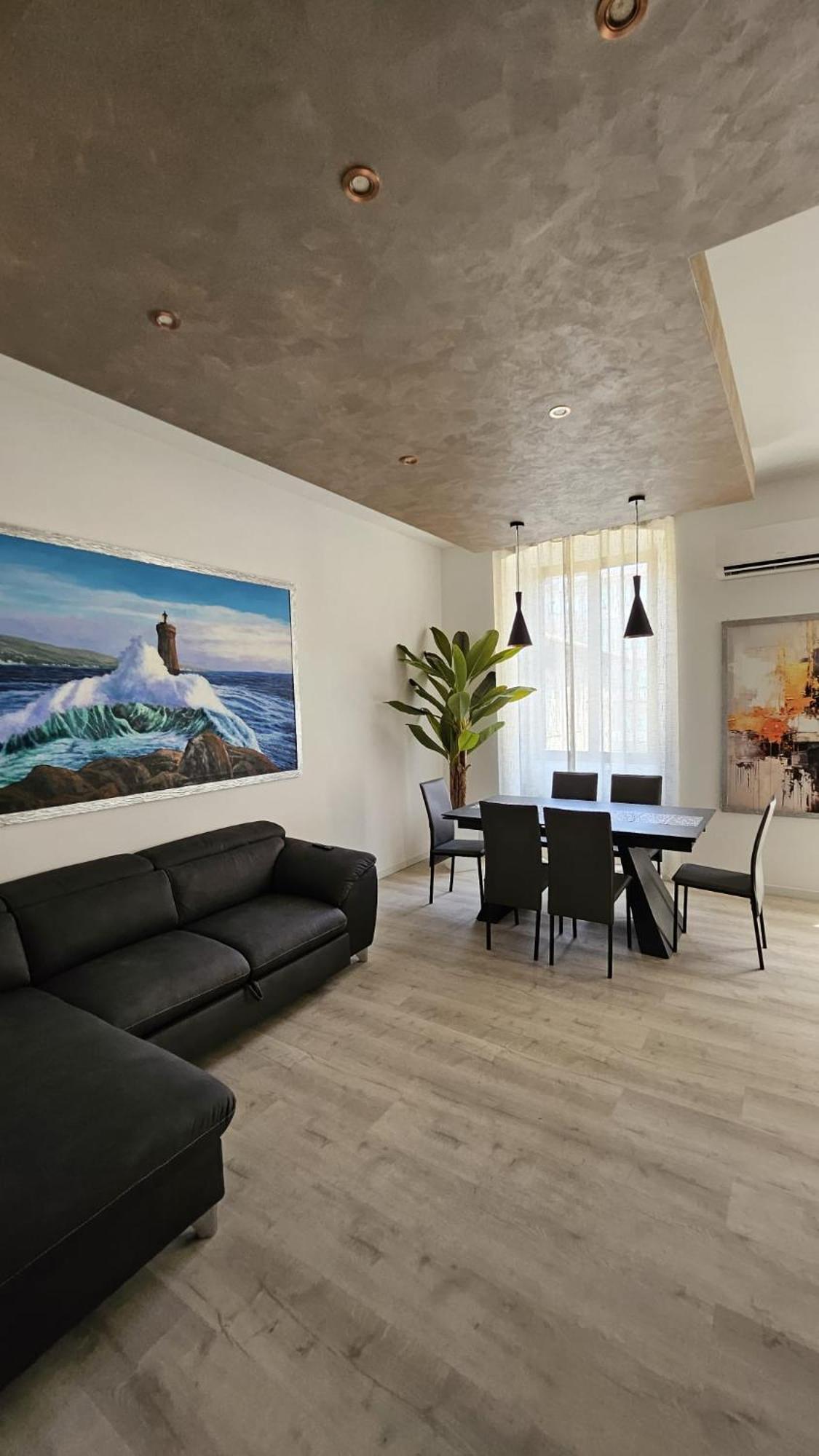 Vanity House Специя Екстериор снимка