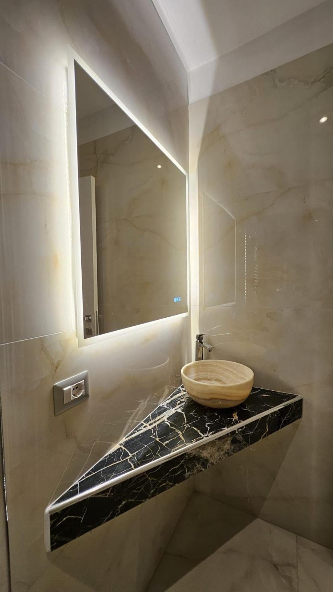 Vanity House Специя Екстериор снимка