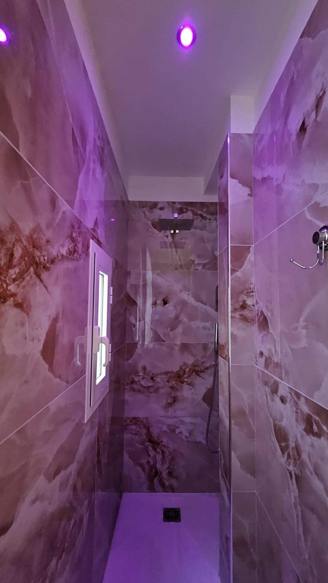 Vanity House Специя Екстериор снимка