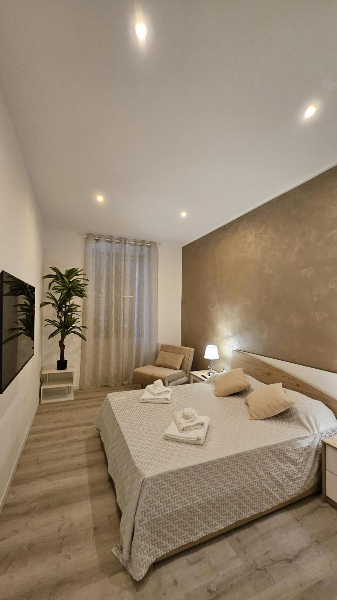 Vanity House Специя Екстериор снимка